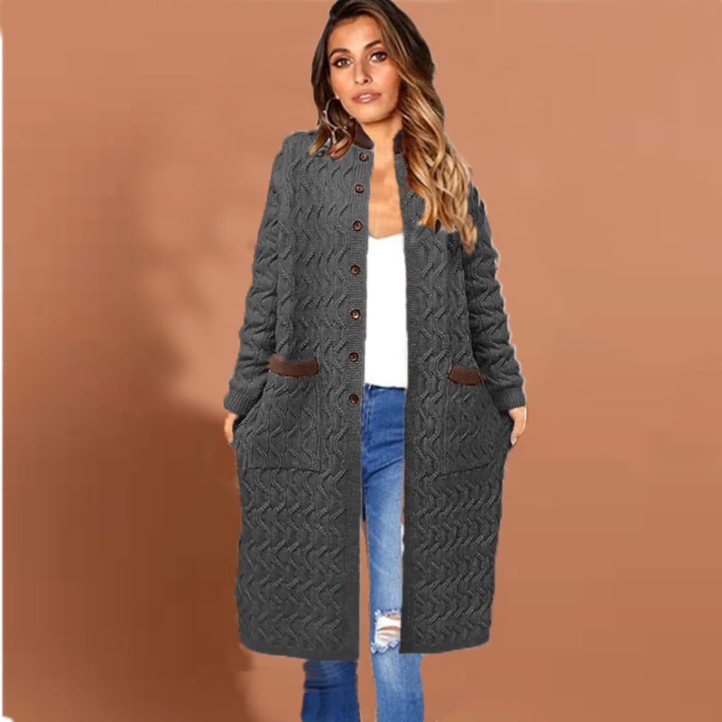 Manteau tricot féminin avec grand design de tresse et poches pratiques Chic und Stil