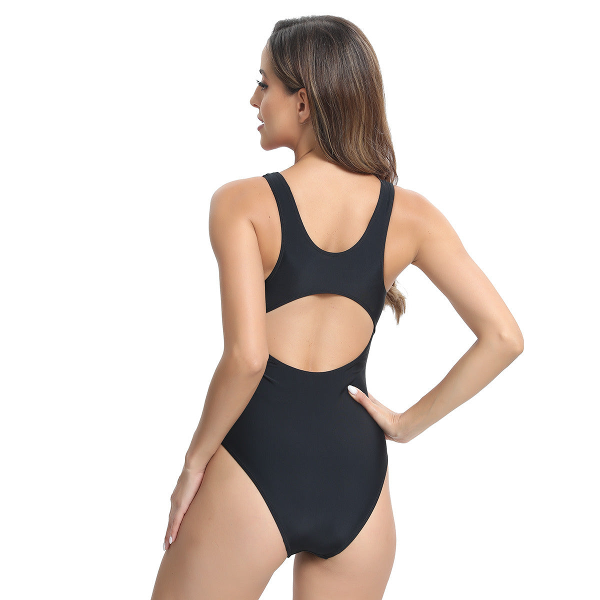 Maillot de bain une pièce sport pour femmes avec des contrastes à la mode et un matériau de haute qualité Chic und Stil