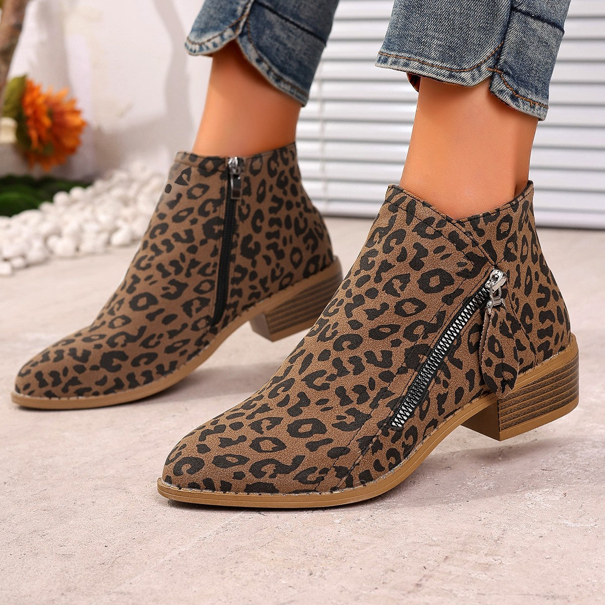 Bottines pour femmes avec un élégant motif léopard et une fermeture éclair élégante Chic und Stil
