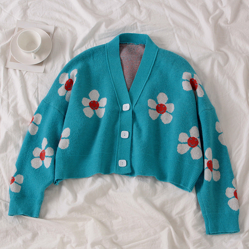 Cardigan en tricot court pour femmes avec motifs floraux et détails de boutons Chic und Stil