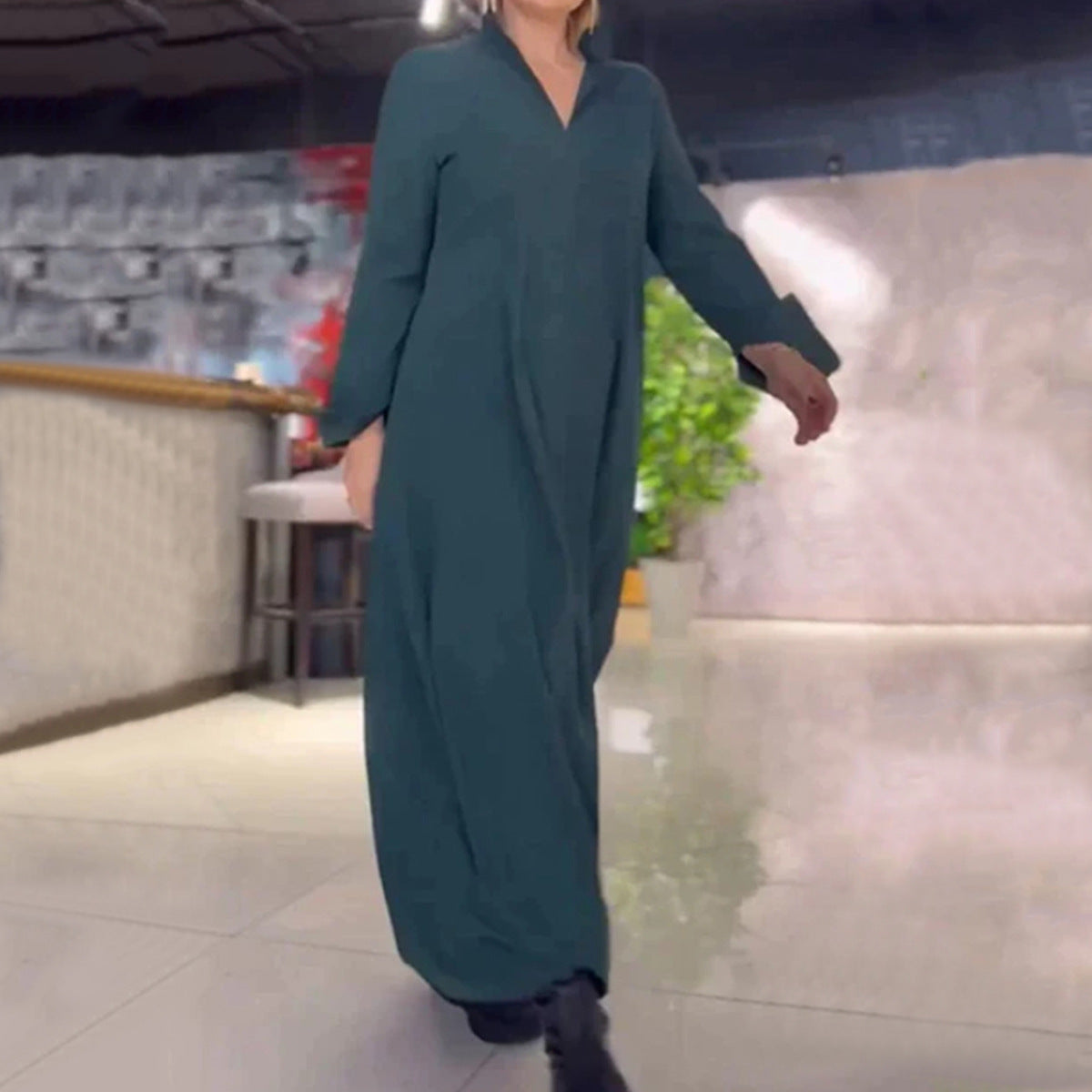 Robe chemise pour femmes avec poches latérales pratiques et coupe fluide Chic und Stil