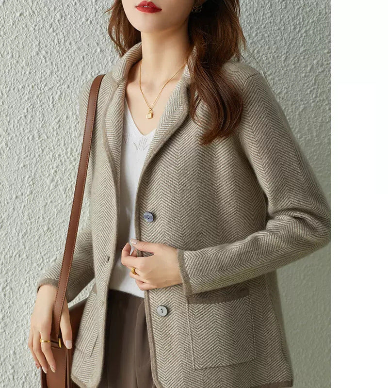 Cardigan Texturé en Chevrons pour Femmes Chic und Stil