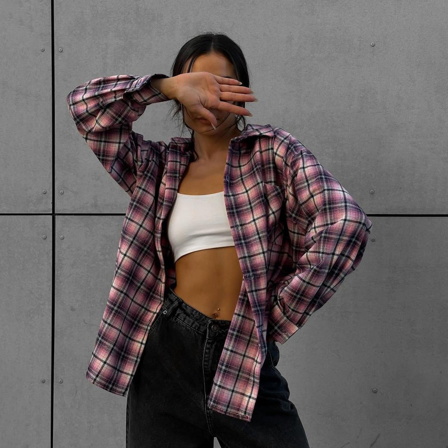 Chemise à carreaux pour femmes dans une coupe oversize décontractée Chic und Stil