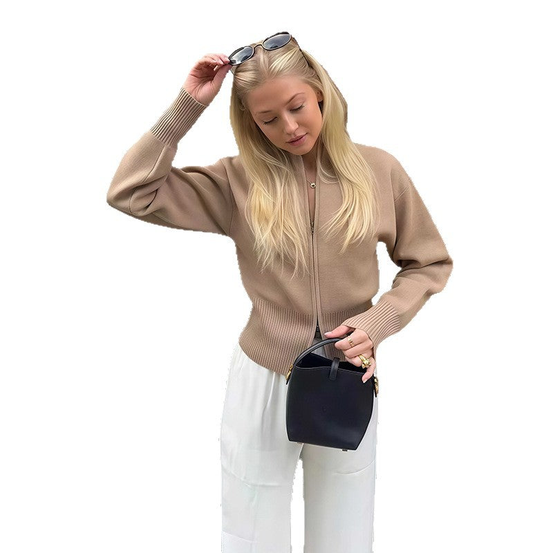 Dames élégant gilet tricot avec poche kangourou et coupe contemporaine Chic und Stil