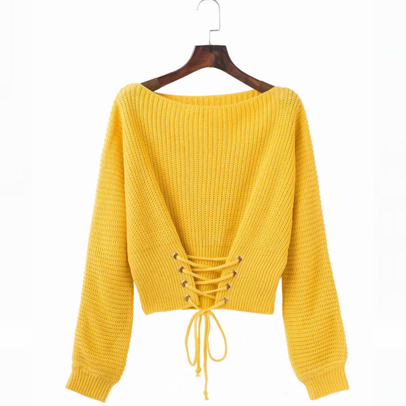 Pull femme avec décolleté dans le dos profond et détails de lacets décoratifs Chic und Stil