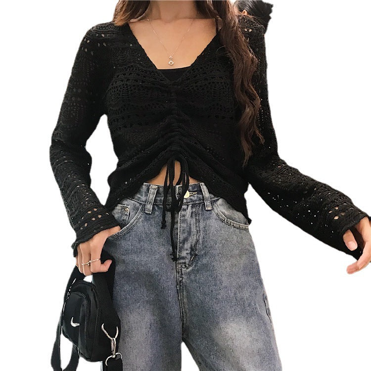 Pull en tricot pour femmes avec un motif de trous décoratif et un cordon réglable Chic und Stil