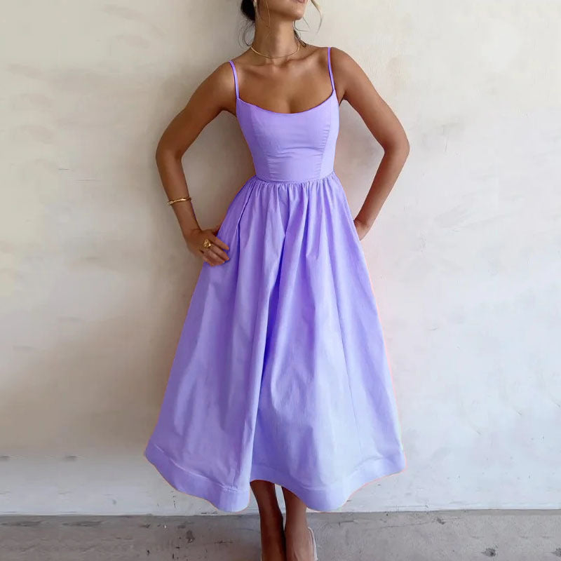 Robe maxi femme avec une silhouette A-line intemporelle et des bretelles fines Chic und Stil