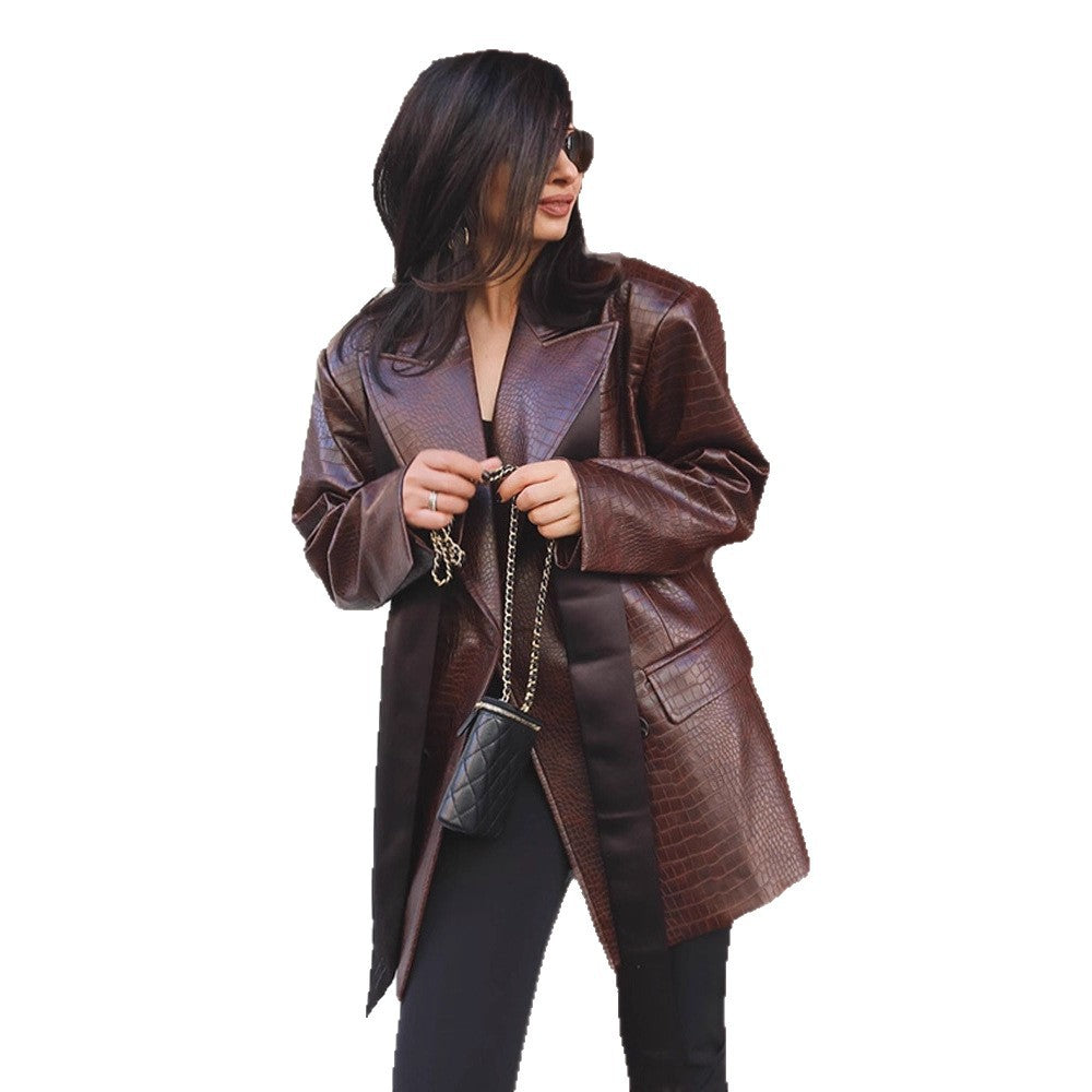 Blazer en simili cuir à la mode pour femmes avec effet croco Chic und Stil