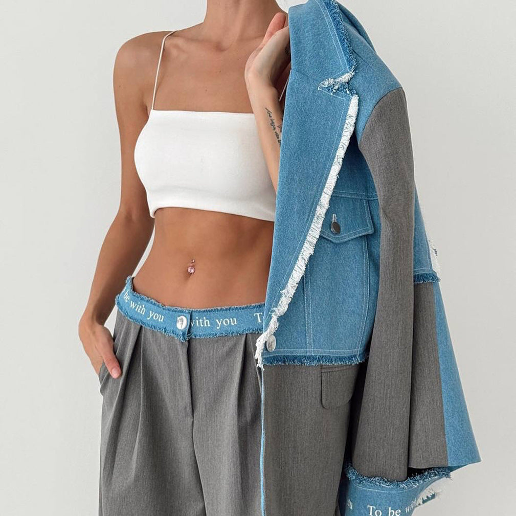 Blazer élégant pour femmes avec des accents en denim décontractés et des détails élégants Chic und Stil