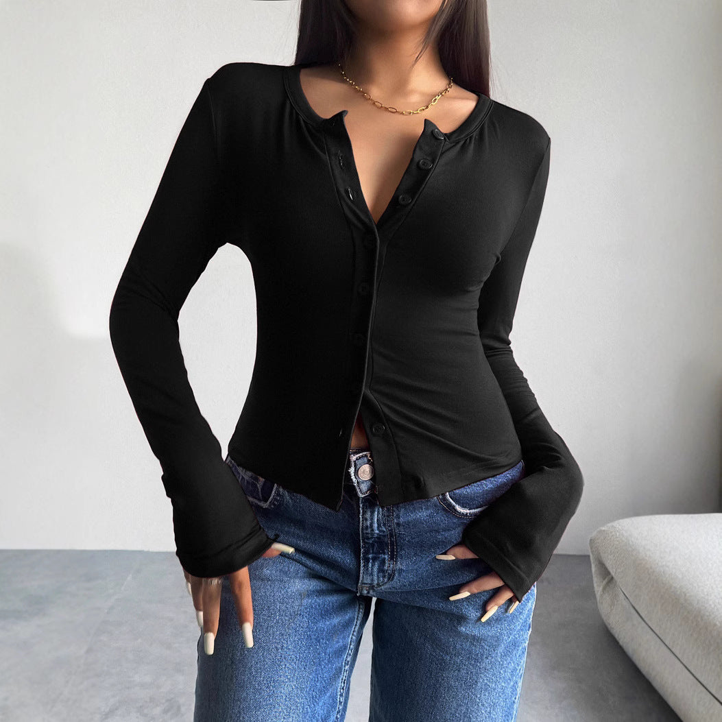 T-shirt à manches longues pour femmes avec patte de boutonnage tendance et coupe flatteuse Chic und Stil