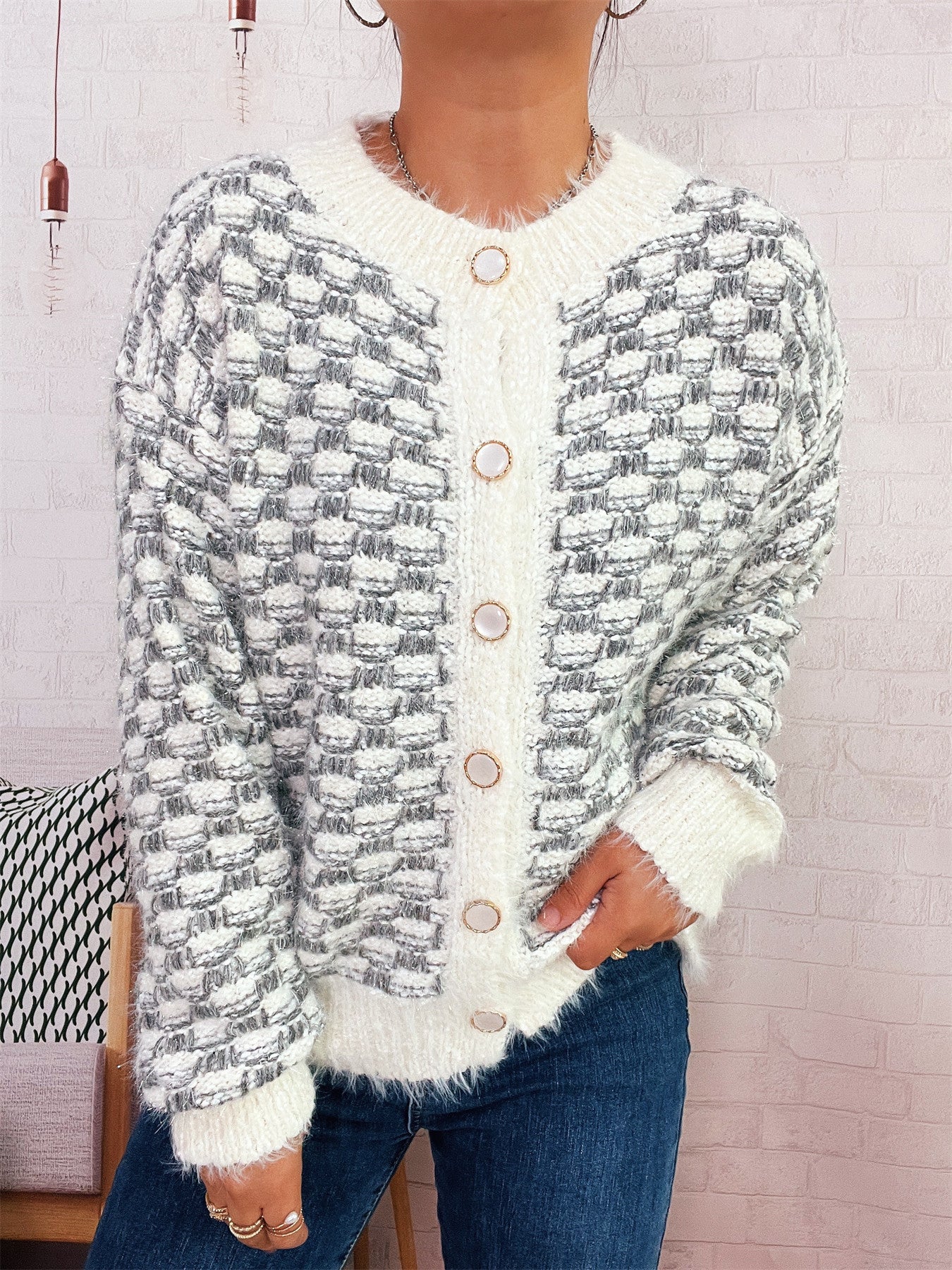 Cardigan en tricot confortable pour femmes avec design de boutons décoratifs Chic und Stil