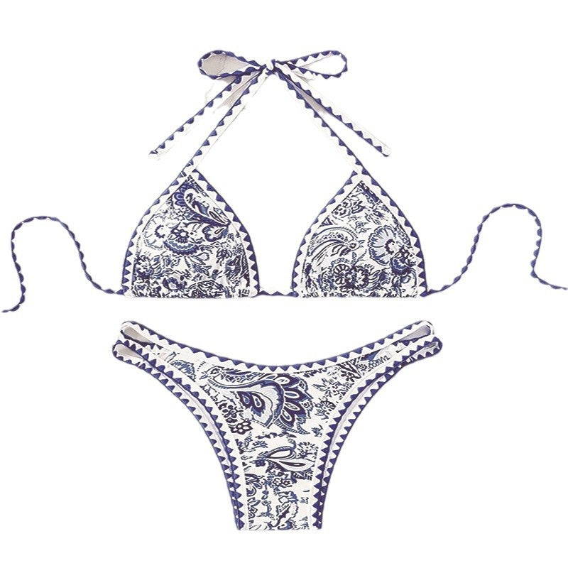 Chic und Stil Triangle Bikini Set for Women
