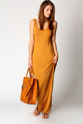 Femmes Robe maxi élégante et ajustée avec un décolleté rond profond Chic und Stil