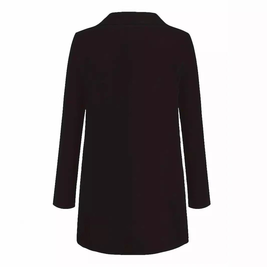 Veste élégante pour femme avec un décolleté en V profond et des poches pratiques Chic und Stil