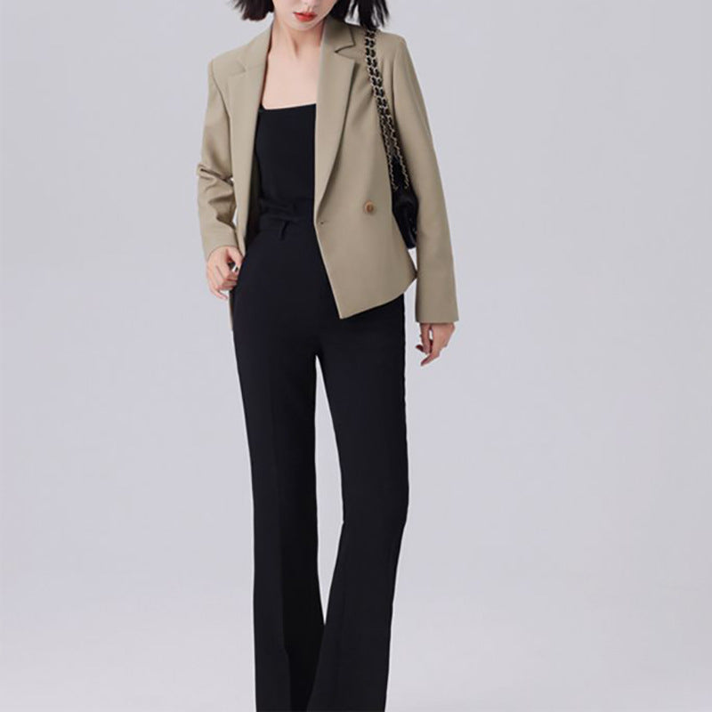 Blazer pour femmes moderne à double boutonnage Chic und Stil