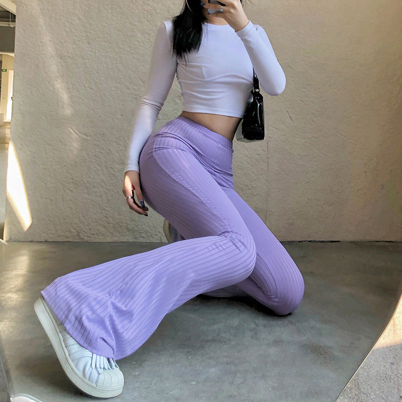Leggings évasés pour femmes avec un design côtelé élégant et une taille haute Chic und Stil