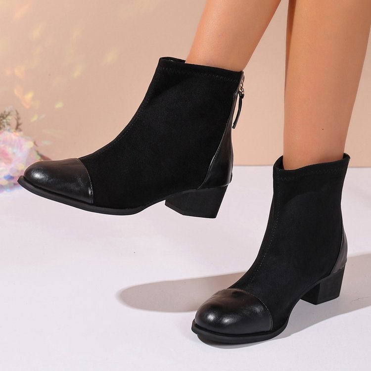 Bottines élégantes pour dames en daim doux avec des accents à la mode Chic und Stil