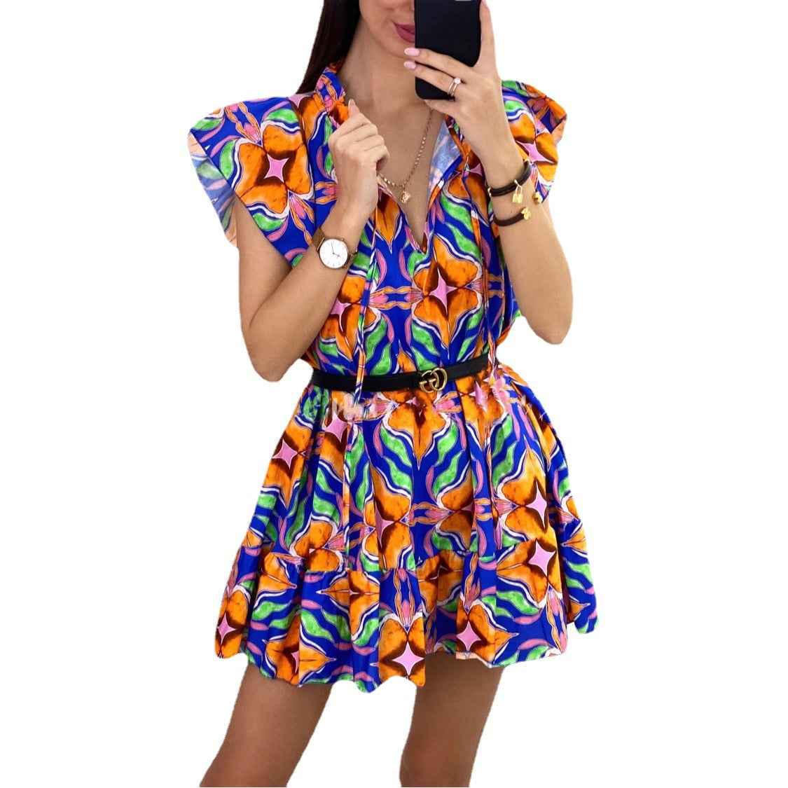 Robe mini florale élégante pour femmes avec des ourlets froncés Chic und Stil