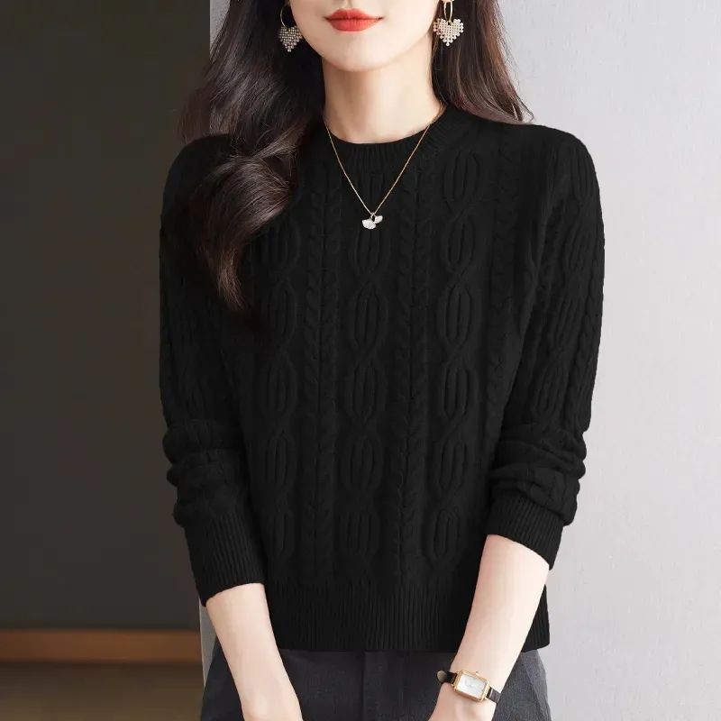 Pull en tricot pour femmes avec motif en relief et col montant Chic und Stil