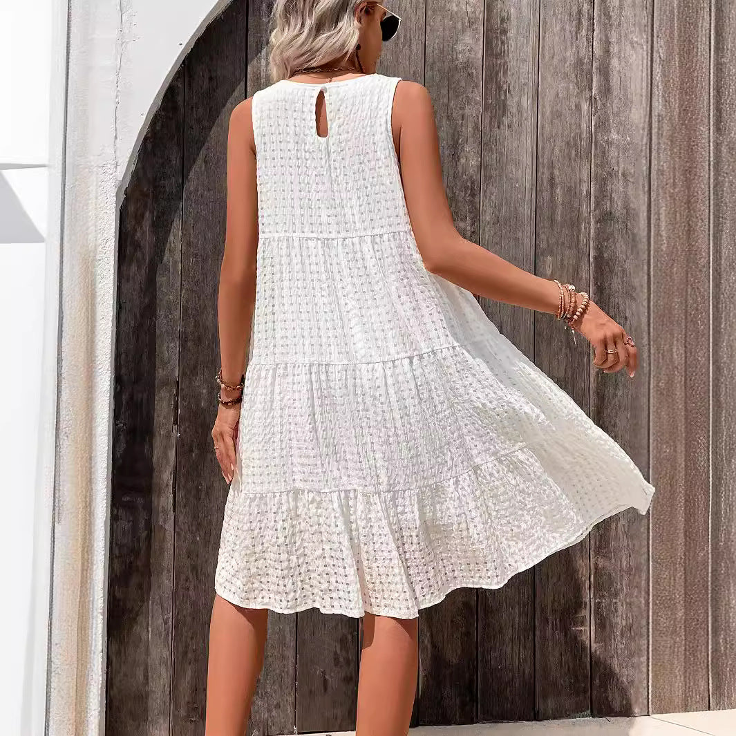Robe d'été décontractée pour femmes avec légèrement volants et décolleté en V Chic und Stil
