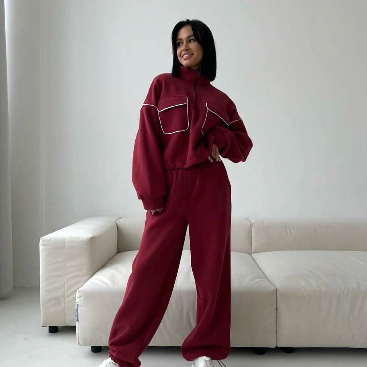 Dames combinaison de sport confortable avec poches modernes Chic und Stil