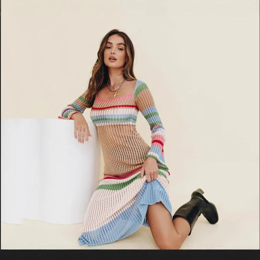 Robe maxi pour femmes en structure en maille légère avec motif rayé tendance Chic und Stil