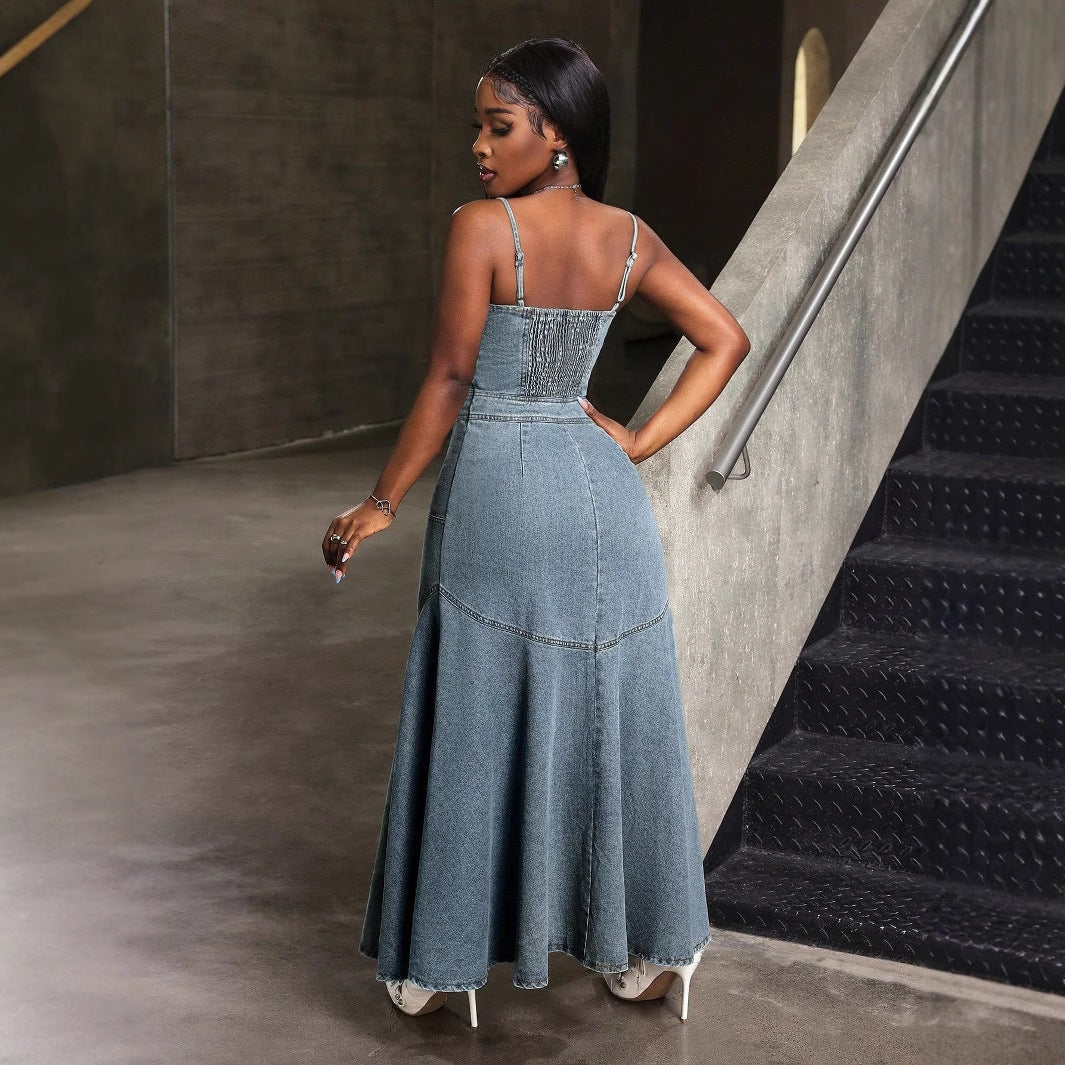 Robe maxi en denim pour femmes avec détails de boutons et haut ajusté Chic und Stil