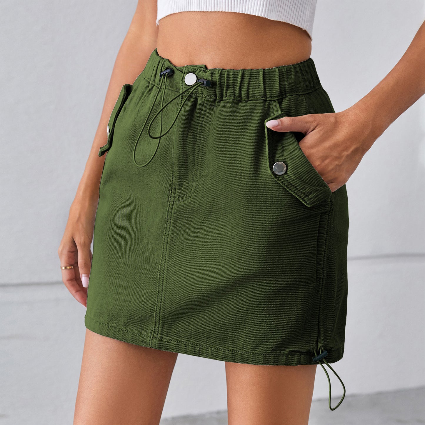 Women's utility skirt with adjustable waist and practical side pockets Chic und Stil