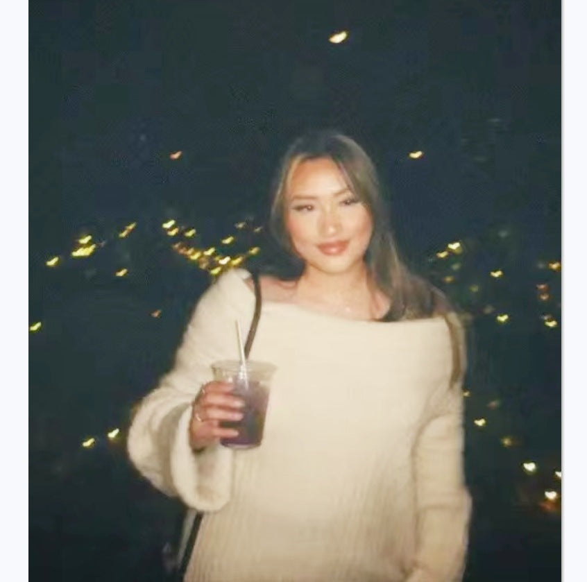 Pull en tricot douillet pour femmes avec un décolleté tendance à épaules dénudées Chic und Stil