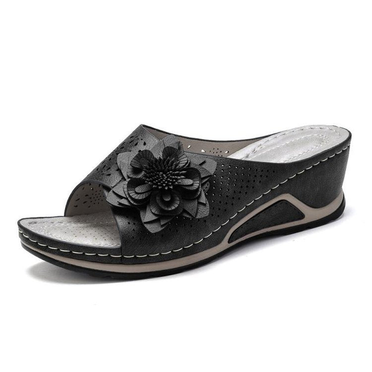 Sandales élégantes en fleurs pour femmes avec matériau supérieur respirant et semelle confortable Chic und Stil