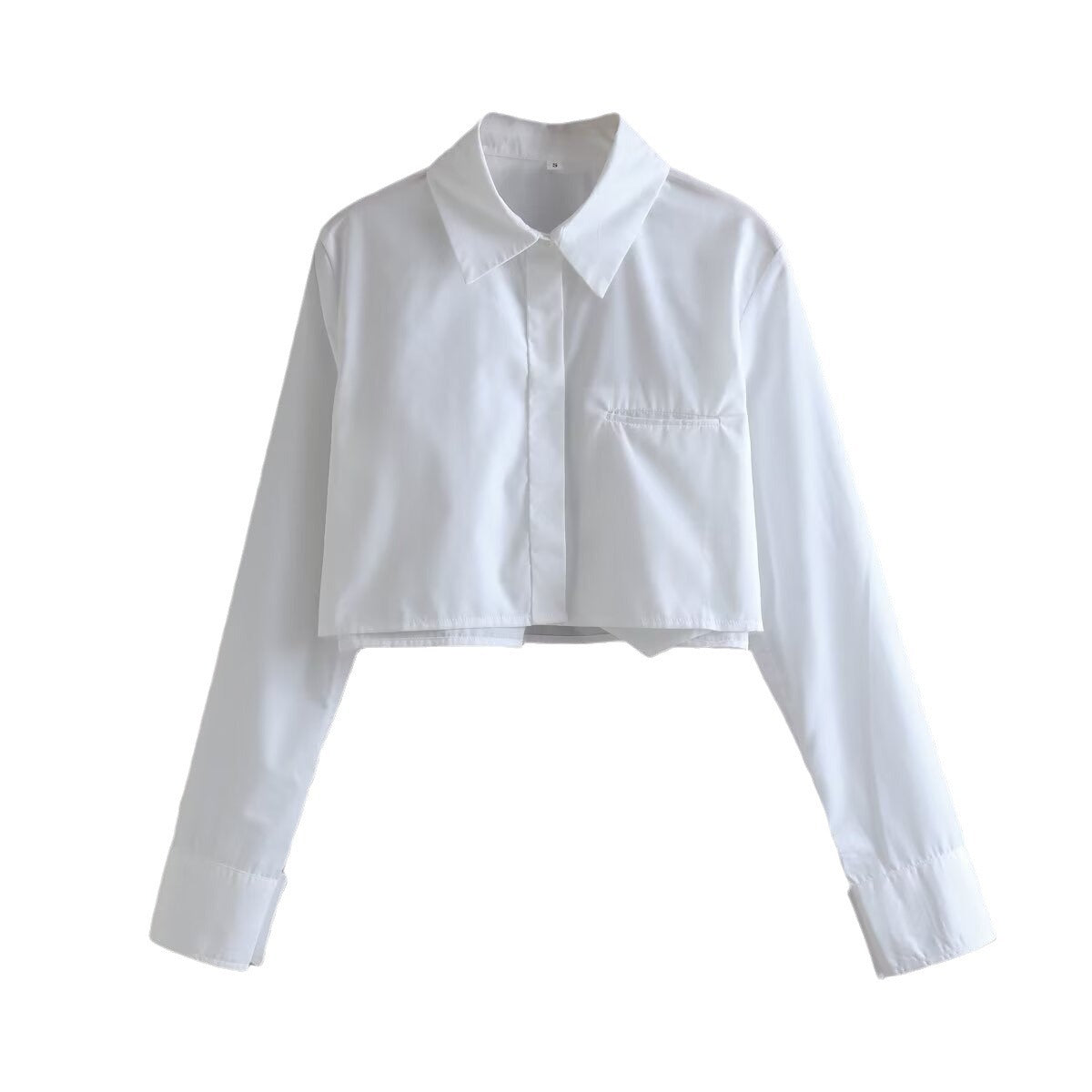 Blouse cropped pour femmes avec col classique et poches poitrine pratiques Chic und Stil