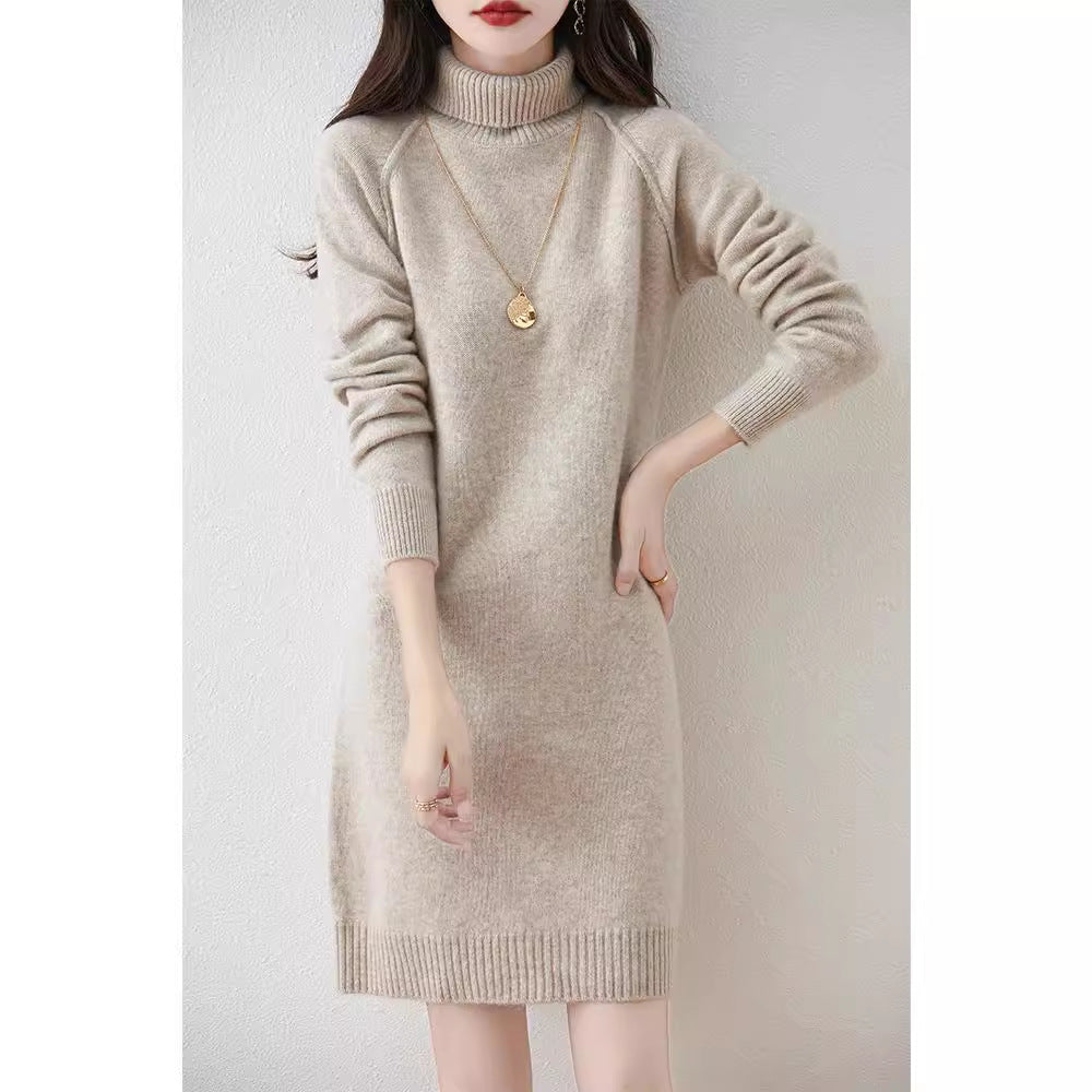 Robe en tricot pour dames avec col monté et matériau doux Chic und Stil