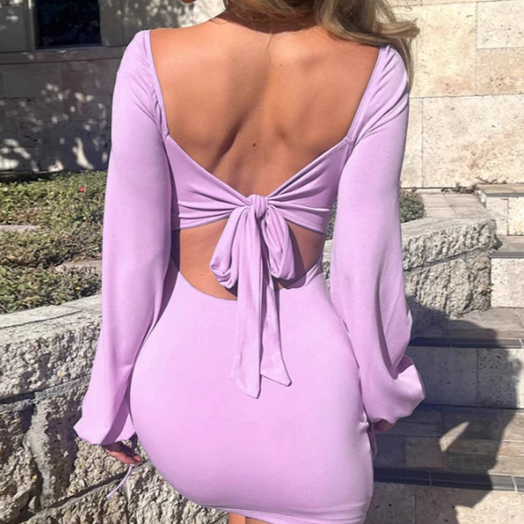 Robe mini pour femmes avec de longues manches ballon et un joli drapé Chic und Stil
