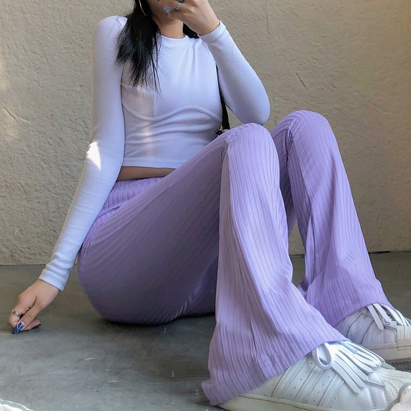 Leggings évasés pour femmes avec un design côtelé élégant et une taille haute Chic und Stil
