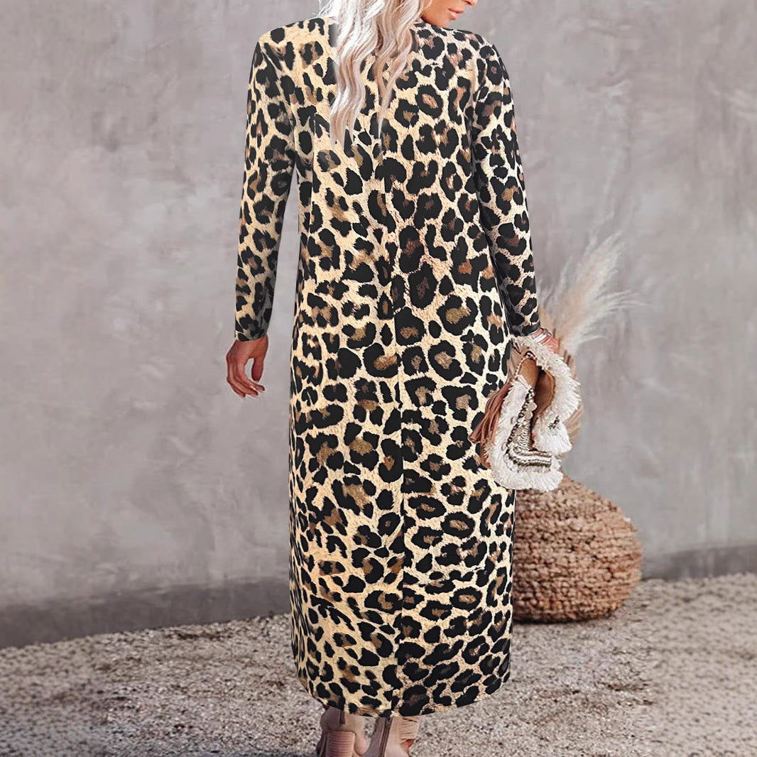 Robe maxi femme avec un motif léopard tendance et un design élégant à enrouler Chic und Stil