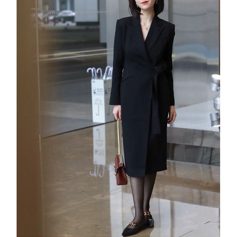 Robe enveloppante ajustée pour femmes avec poches Chic und Stil