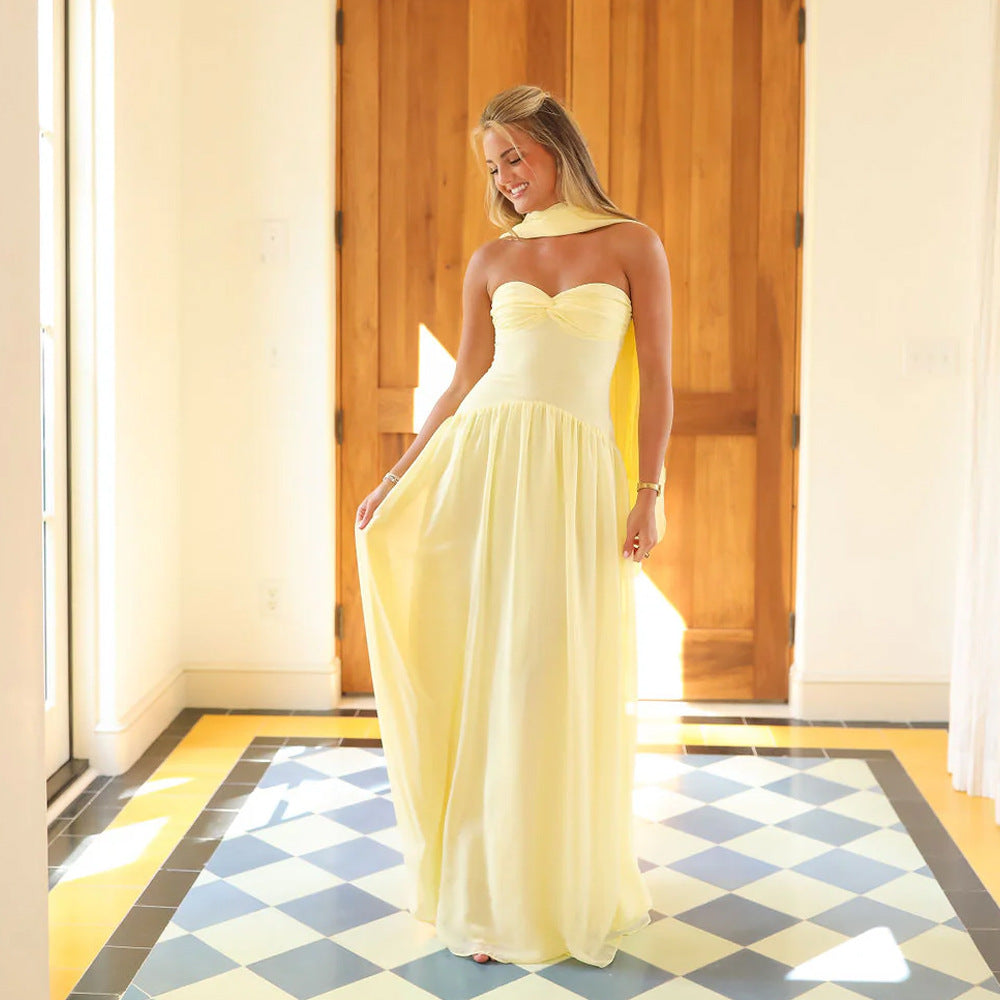Robe maxi femme avec un élégant corsage à lacets et une jupe fluide Chic und Stil