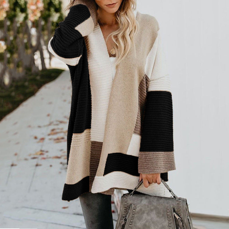 Cardigan féminin à la mode avec tricot doux et manches spacieuses Chic und Stil