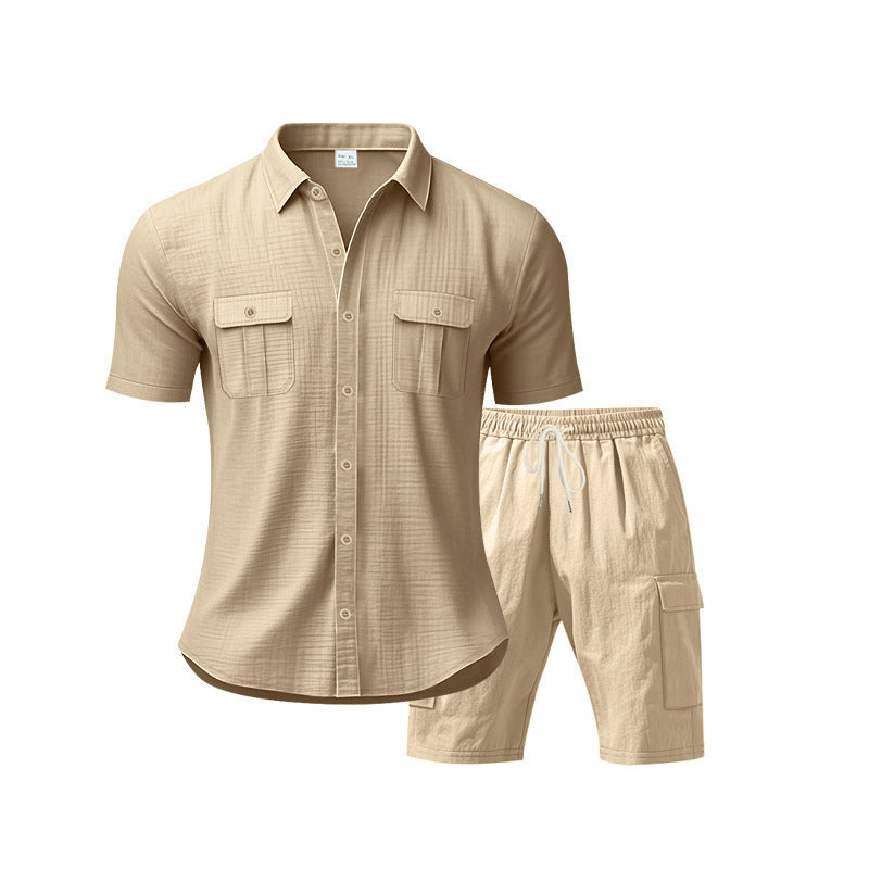 Tenue de loisirs pour hommes avec chemise décontractée et shorts cargo pratiques Chic und Stil