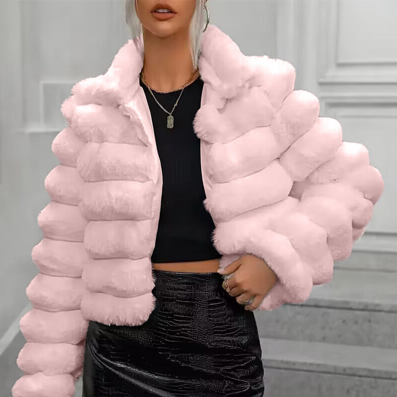 Veste en fausse fourrure matelassée pour femmes à col montant Chic und Stil