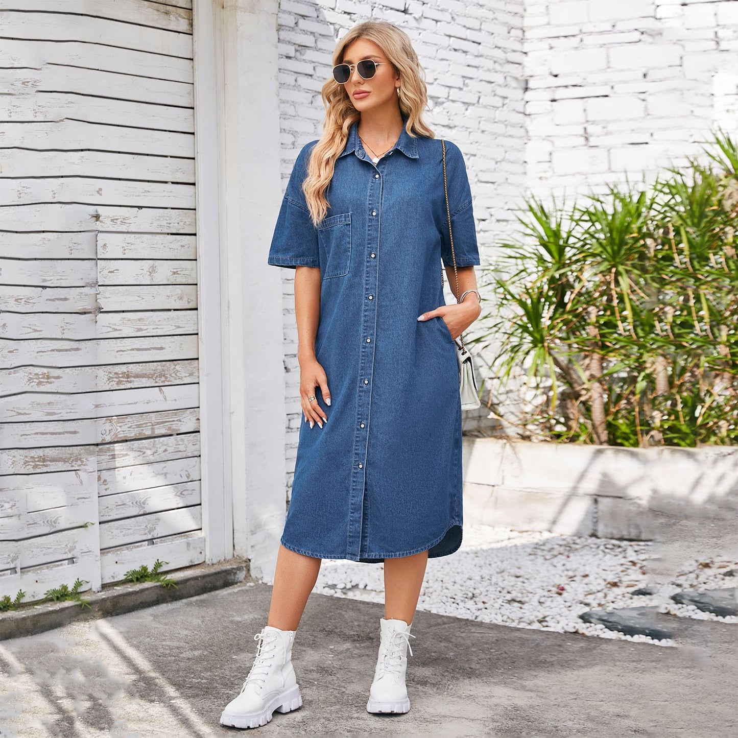 Women's Denim Shirt Dress with Button Design and Side Slit Chic und Stil
