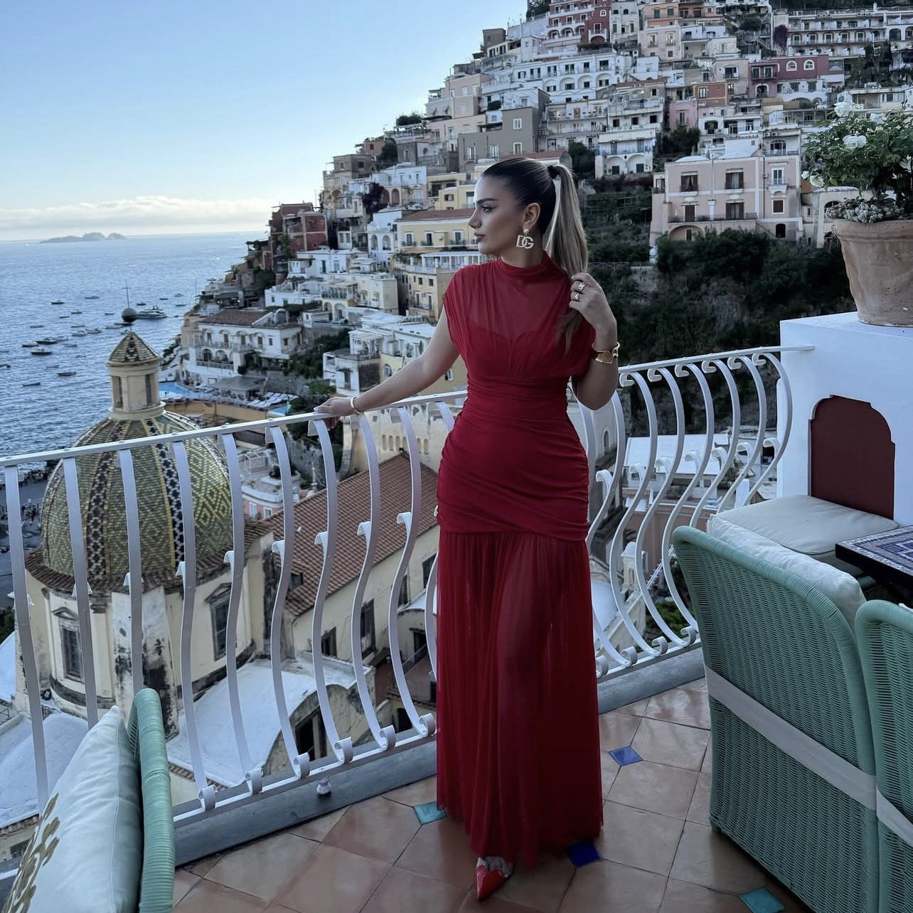 Robe maxi femme avec col montant tendance et élément de fronces raffiné Chic und Stil