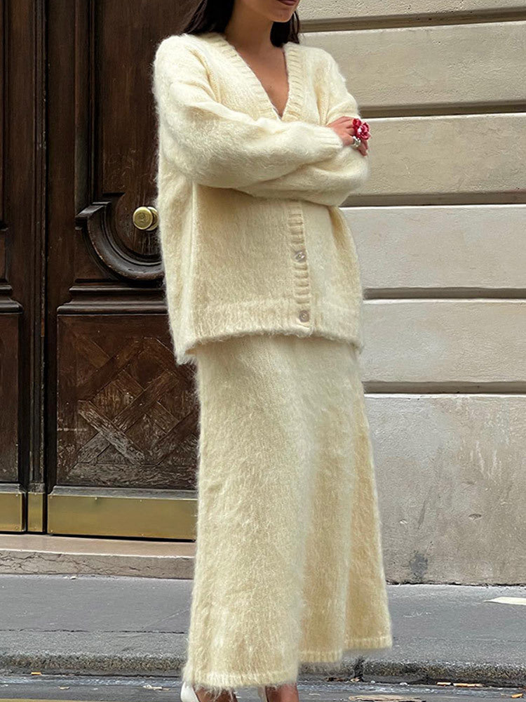 Cardigan pour dames en tricot doux avec décolleté en V et détails de boutons Chic und Stil
