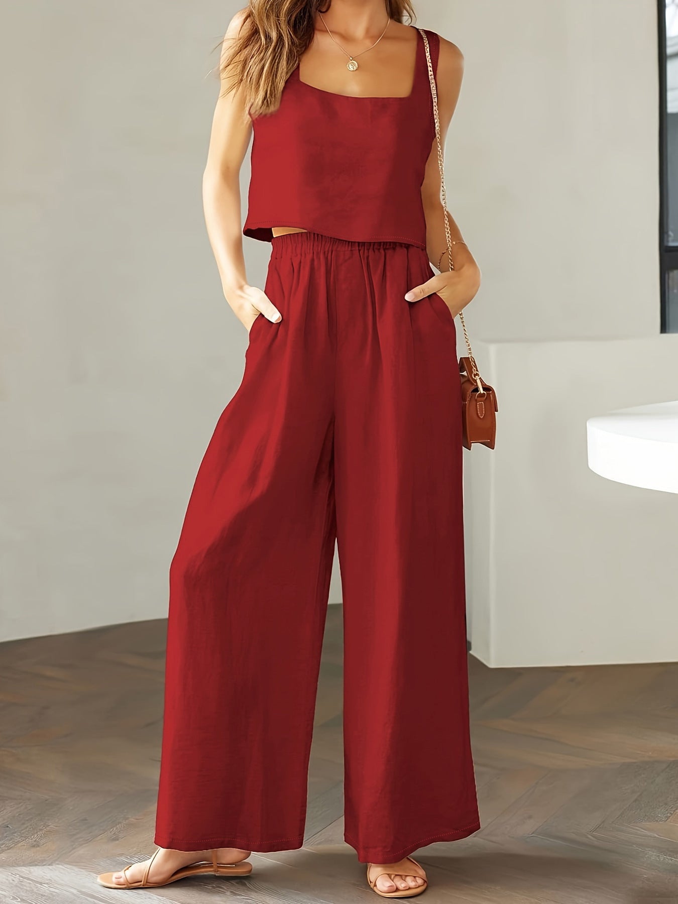 Salopette décontractée pour femmes avec une jambe large et des poches pratiques Chic und Stil