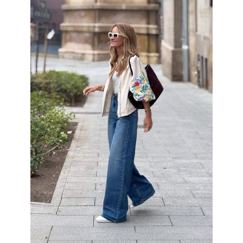 Blouse femme avec broderies colorées et manches volumineuses Chic und Stil