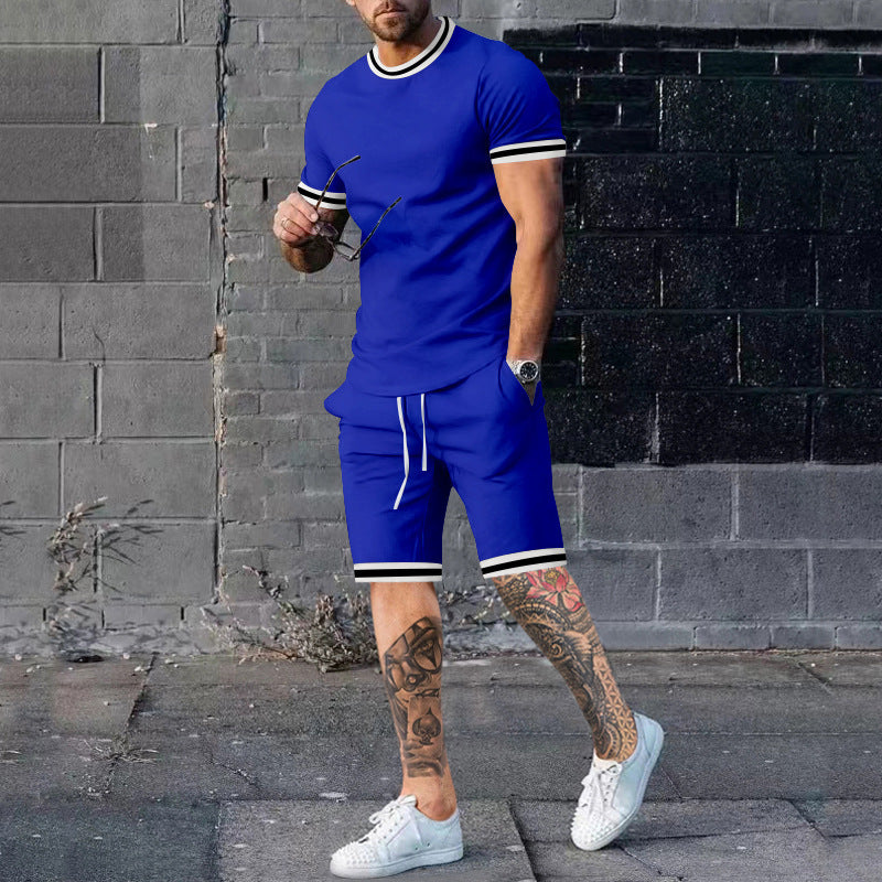 Hommes Ensemble sportif à manches courtes avec des bandes contrastées Chic und Stil