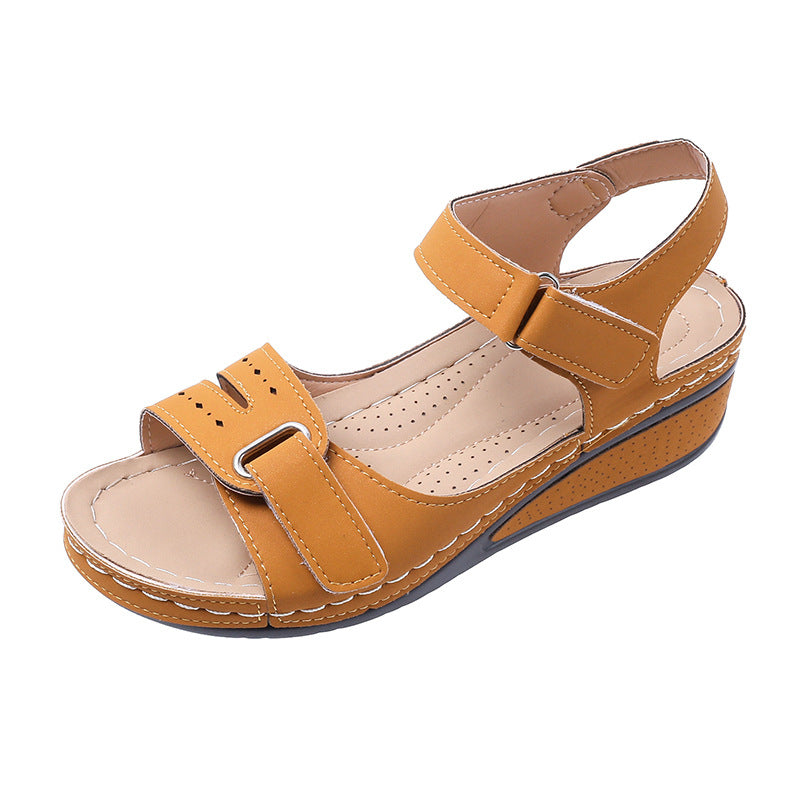Sandales compensées de confort réglables pour femmes Chic und Stil