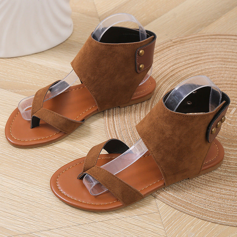 Sandales pour femmes avec sangle de cheville réglable et design décolleté à la mode Chic und Stil