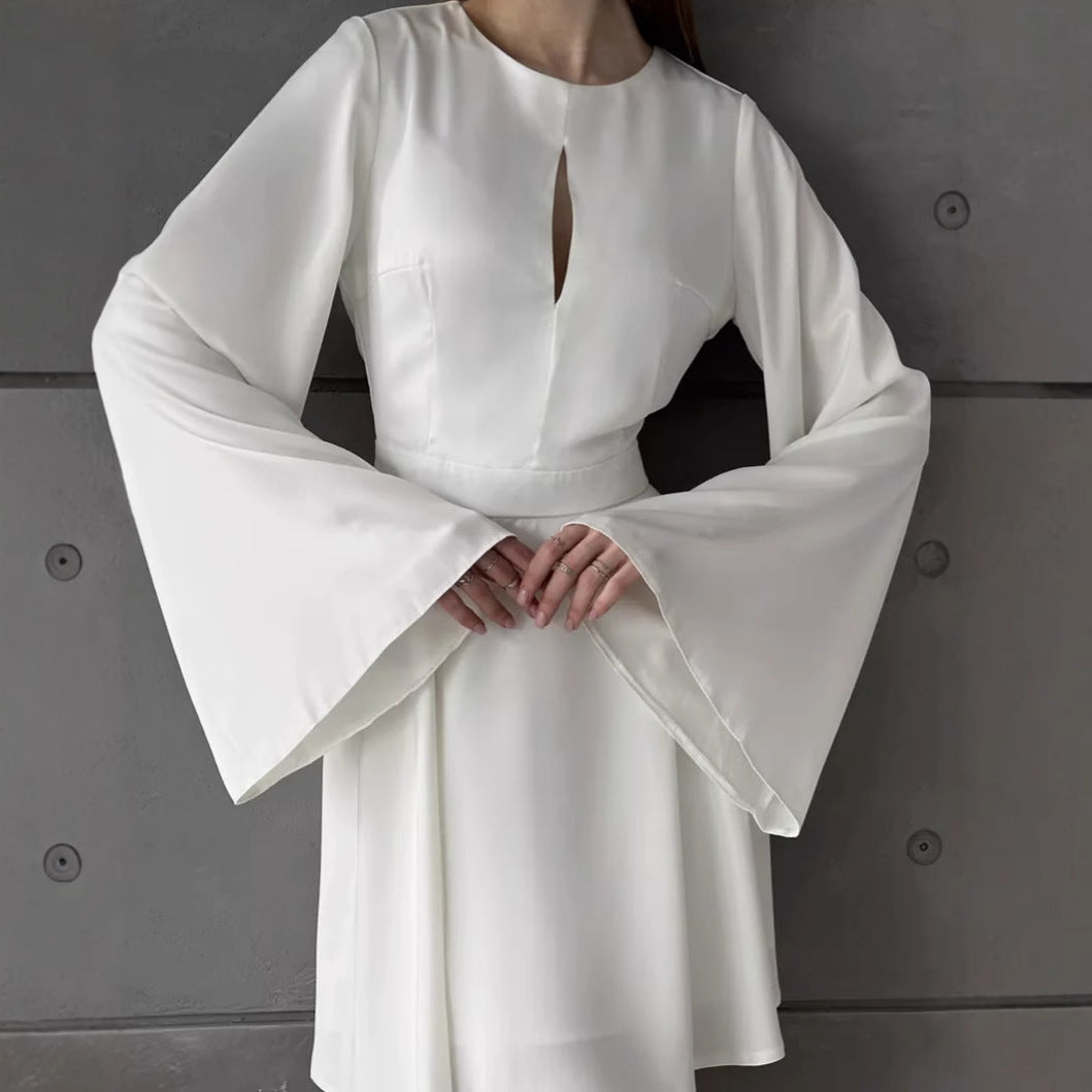 Femmes Robe portefeuille élégante avec des manches évasées et un décolleté profond Chic und Stil