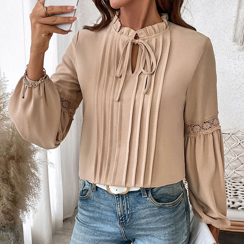 Chemise femme avec des plis fins et de la dentelle Chic und Stil